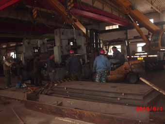 工廠卷彎機(jī)搬遷工程