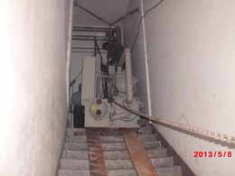 2.5噸空調(diào)制冷機(jī)組搬遷